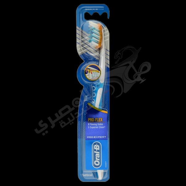 Oral-B Pro-Health Clinical Pro-Flex Manual Toothbrush